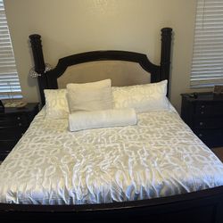 King Solid Wood Bedroom Set