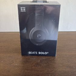 Beats Over Ear Headphones 