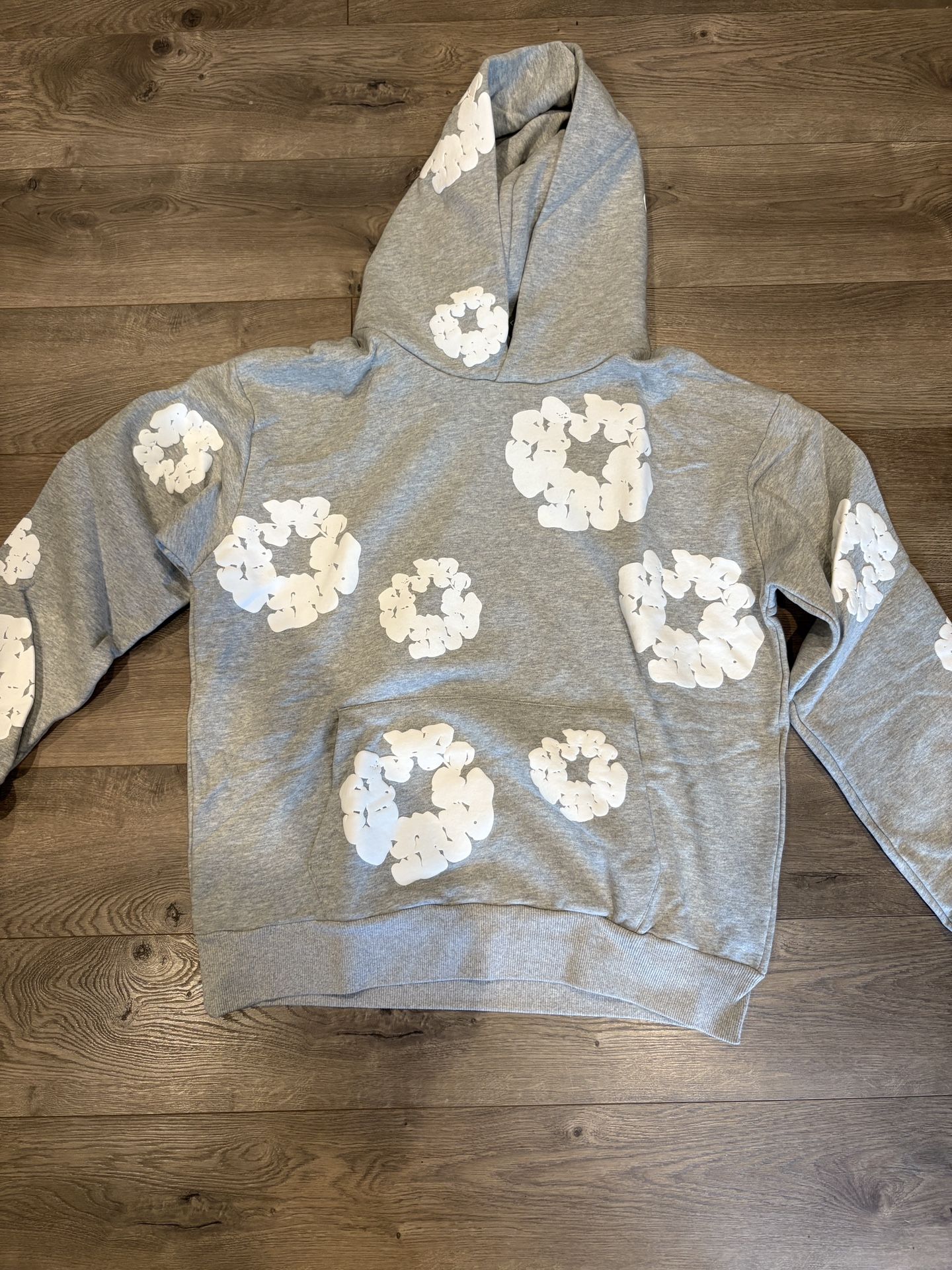 *BEST OFFER* Gray Denim Tear Hoodie M