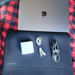 2021 Macbook Pro M1 Max  