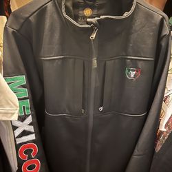 Mens Softshell Water-Resistant Jacket with Mexico Embroidery - Black