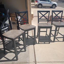 Tall Dining table from Cons