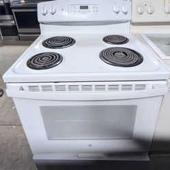 GE Electric Stove w/Coil Burners