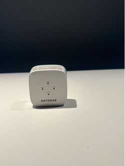 Netgear AC1200 dual-band WiFi extender