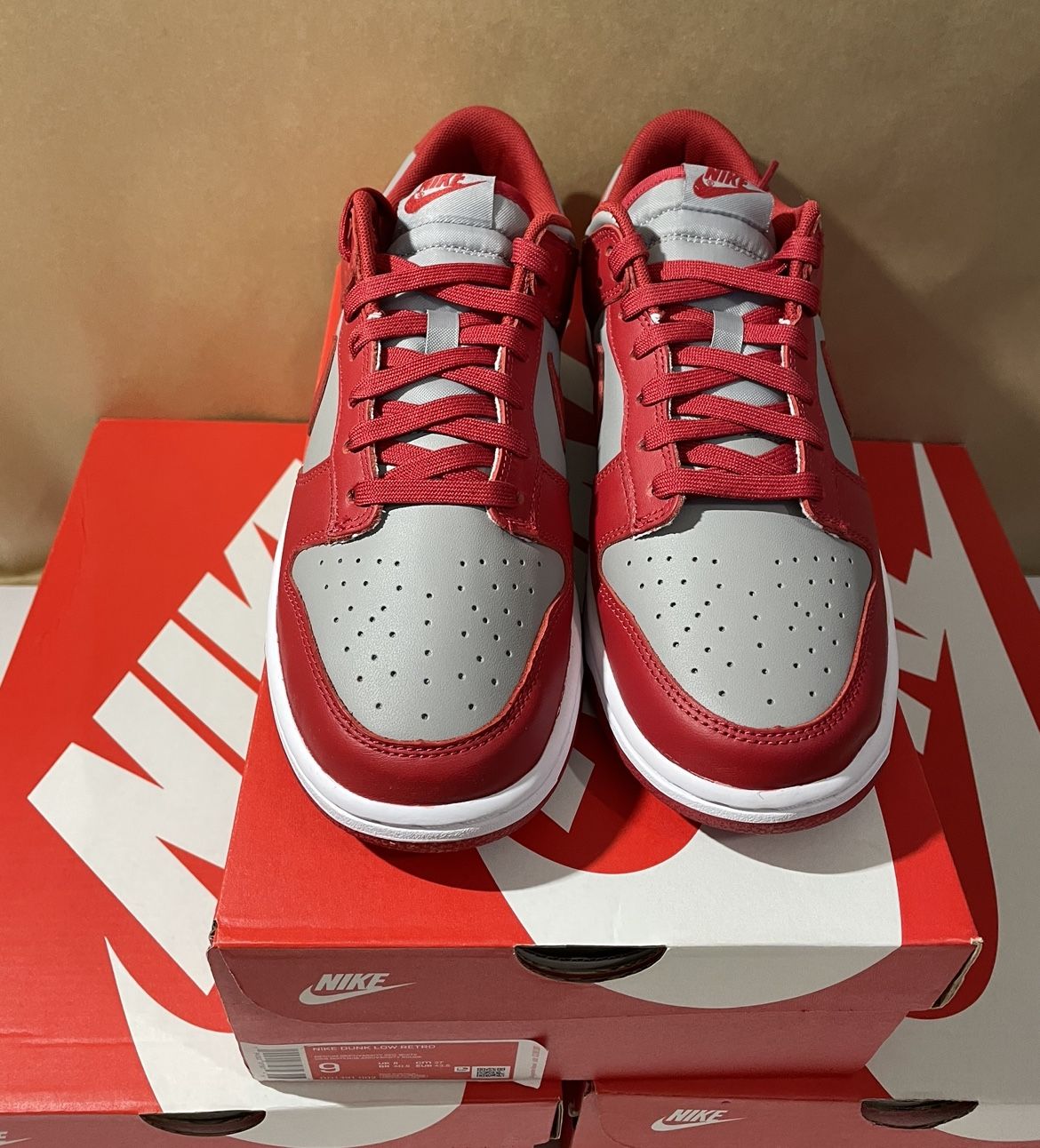 Nike DUNK LOW RETRO UNLV- Size (8.5, 9, 9.5, 10.5, 11, 11.5)