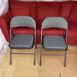 New Cushioned Folding Chairs