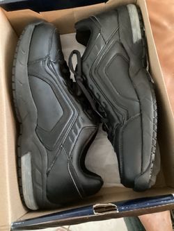 Starter men’s athletic shoes, black, wide-width, size US 14 / EU 49½ / UK 1