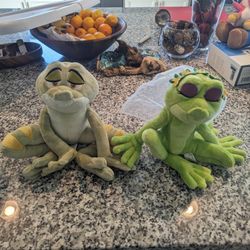 Disney Princess And The Frog Kissing Plush
