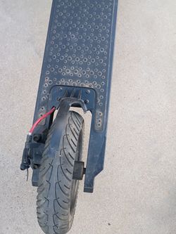 Go tracks electric scooter no charger as is good shape 75th Ave Indian School serious buyers only please found cleaning out a locker