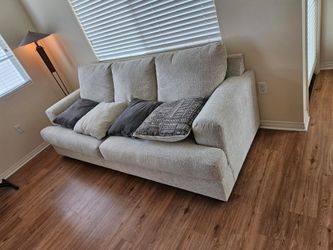 Modern Light Gray Loveseat Sofa – Excellent Condition