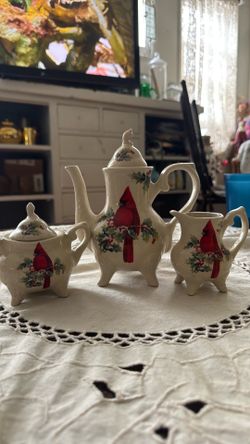 Lily Creek Cardinal Bird Tea Set