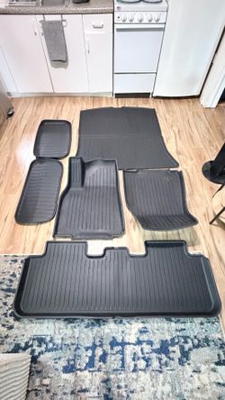 Tesla Model Y All-Weather Floor Mats Full Set