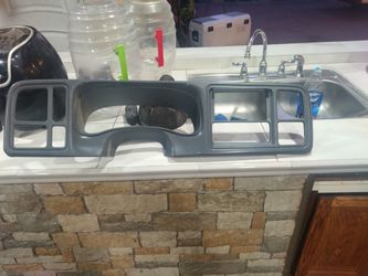 Scosche Double Din Dash For GM Trucks