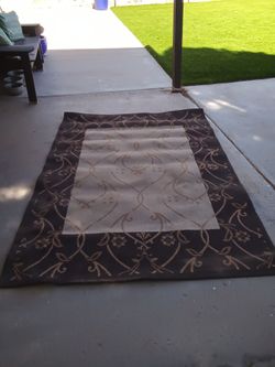 Outdoor rug