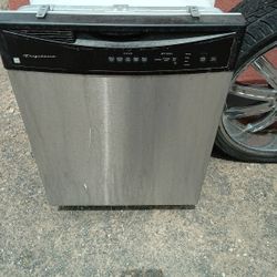 Frigidaire Dishwasher Stove And Dryer