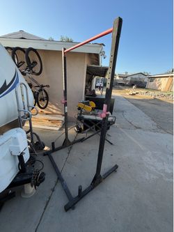 Work out pull up bar