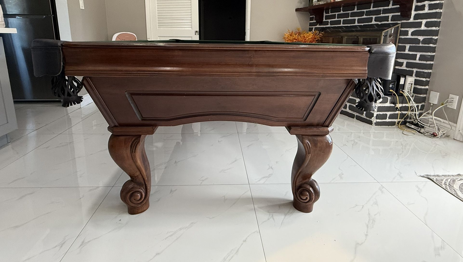 8’x4’ Regulation Size Pool Table By Artisan Designs (Free Delivery & Pro Setup) New Felt Any Color + All Accessoires