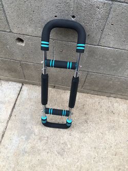 Twister arm trainer