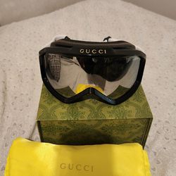 unisex gucci goggles new in the box