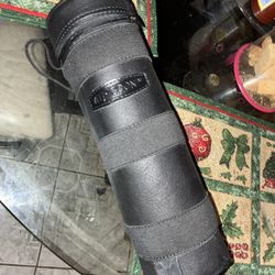 Wine Bottle Carrying Case-Black Leather With Zipper