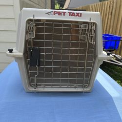 Pet Mate Pet Taxi Small Dog Crate 
