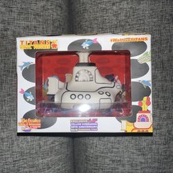 TITANS 4.5" VINYL FIGURE BEATLES SERIES YELLOW SUBMARINE BLACK & WHITE EDITION