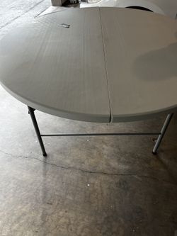 round table