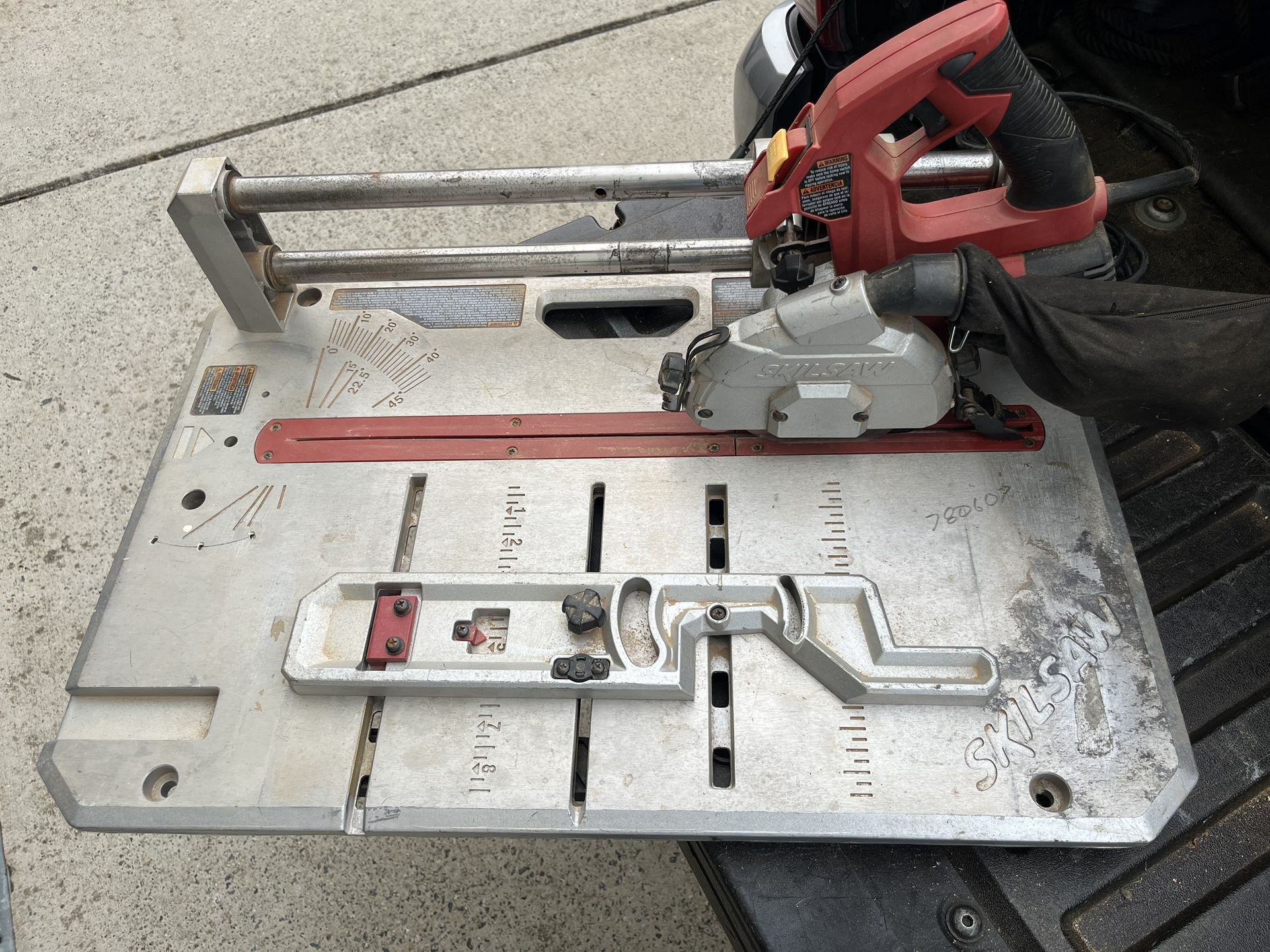 Skilsaw 3600 Floor Saw