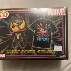 Funko Pop! Marvel: Venom (Black Light) & Tee