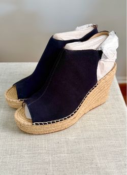 Kenneth Cole New York Women's Olivia Espadrille Peep-Toe Wedge Sandals…size 8 NEW!