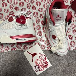 Retro 4 Valentines Size 11.5 (m) 13 (w)