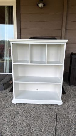 Bookshelf