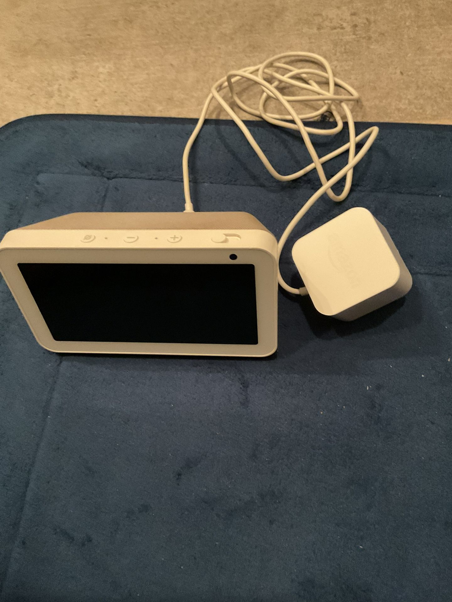 Amazon Echo 5