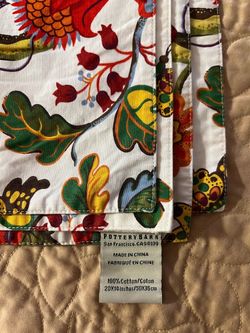 Pottery Barn Floral Cotton Placemats Set