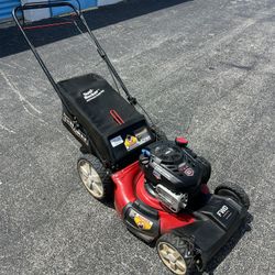 Delivery Available! CRAFTSMAN M230 21-in Gas Self-propelled Lawn Mower with 163-cc Briggs and Stratton Engine! Works great! 