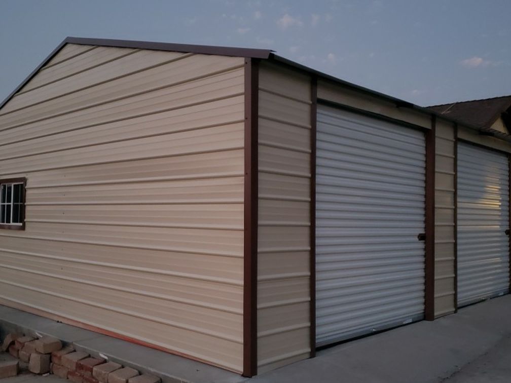 Garages / Canopy 