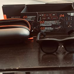 Viture Pro XR Glasses With iPhone USB-C Adapter