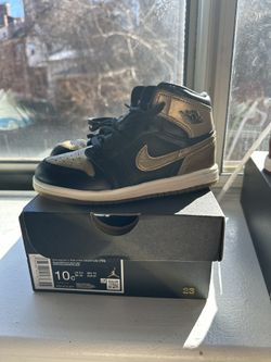 Black and Gold 1s