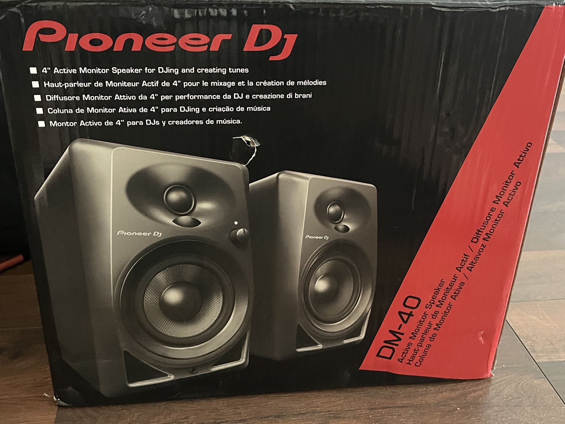 Pioneer DJ DM-40 PIONEER DJ DM-40D-W - POWERED MONITORS (BLUETHOOT