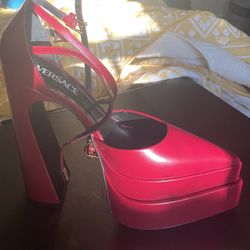 Versace Size 9 Color Red 