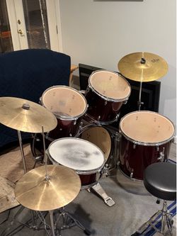 PDP Drum Set with Crash Symbol