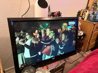 Vizio 42” flatscreen