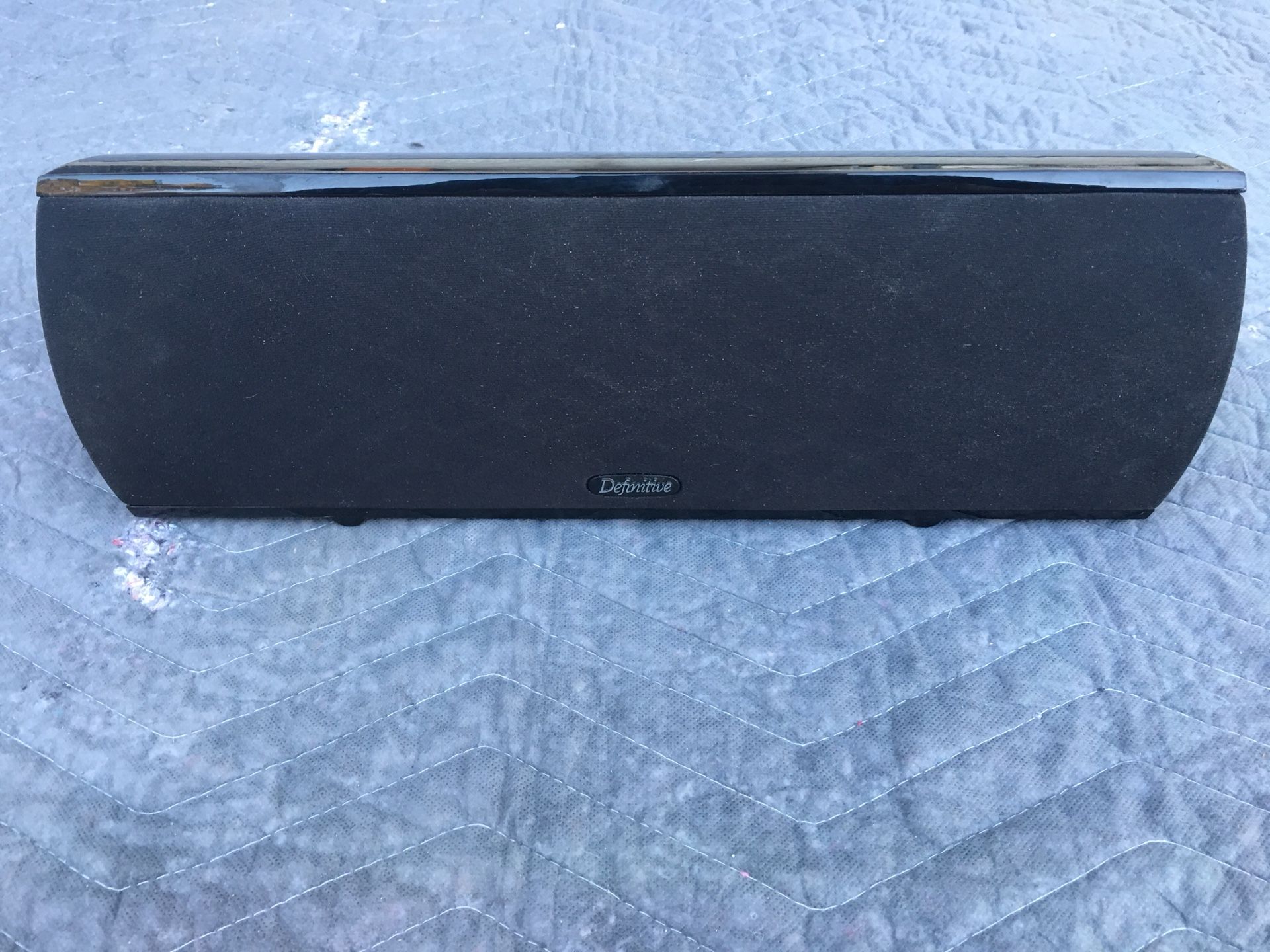 Definitive technology center channel