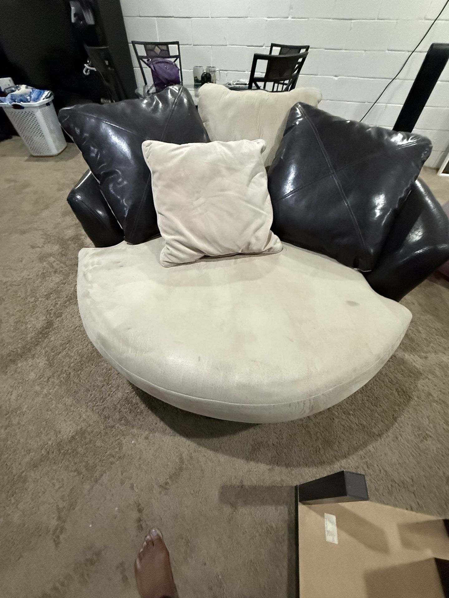 Love Seat Swivel Spinning Couch