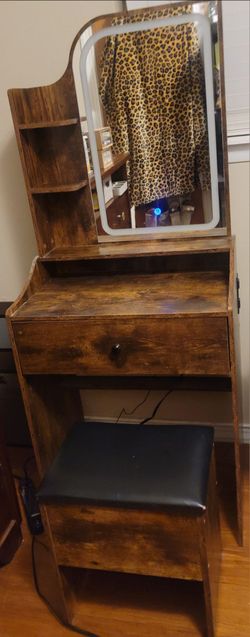 Vanity with led light