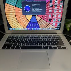 2017 MacBook + Apple Display Monitor + Mouse – Good Condition, Ready to Use 