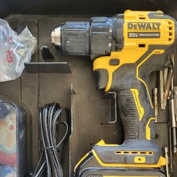 Dewalt 20V Brushless Cordless Drill With Extra Battery And Hardcase