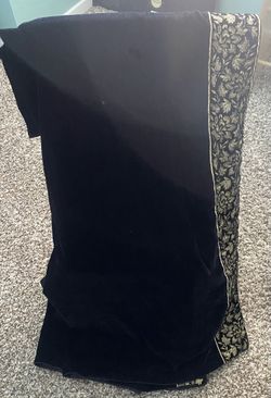 Velvet Black shawl