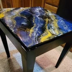 Exotic End table Blue Yellow Silver