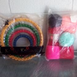 Nifty Knitter$10 Bag Of Yarn $10 Rainbow/Charleston Cash Only Huge Sale Read Description 